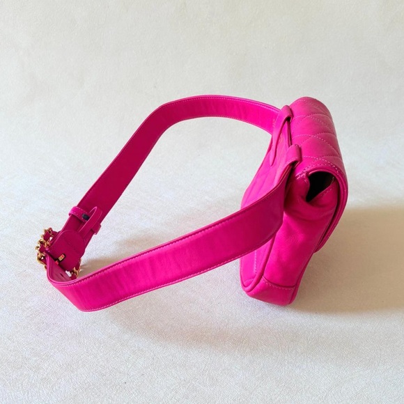 ๐ CHANEL pink quilted leather belt bag ๐ - Picture 14 of 15